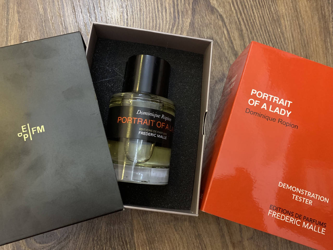 Frederic Malle Portrait of a Lady 100 ml. - Парфюмированная вода - Женский - ( TESTER )
Frederic Malle Portrait of a Lady 100 ml. - Парфюмированная вода - Женский - ( TESTER )
