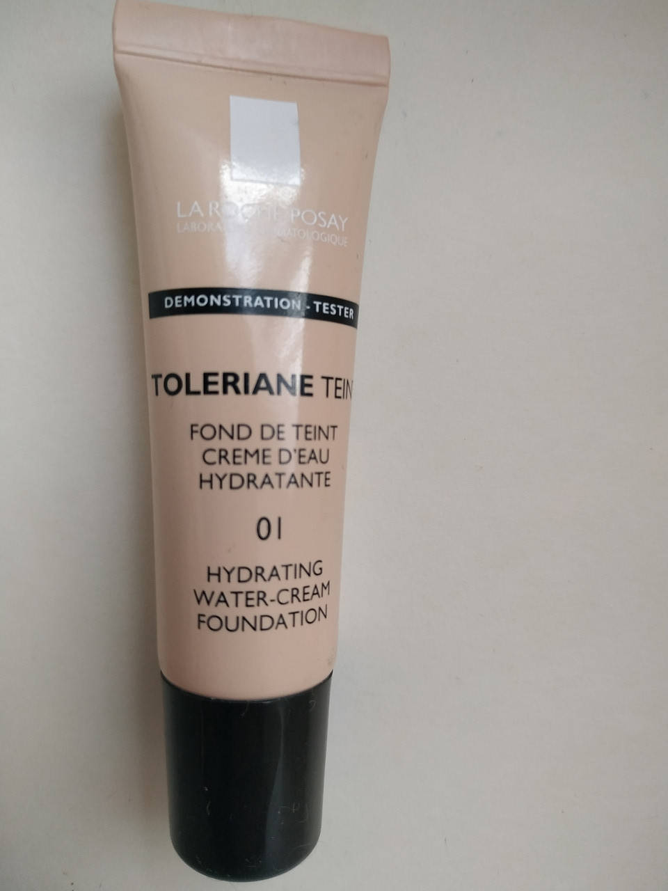 Тональный крем Ля Рош-Позе Толеран Тейнт La Roche-Posay Toleriane Water Creme 01 тон 10 мл
Тональный крем Ля Рош-Позе Толеран Тейнт La Roche-Posay Toleriane Water Creme 01 тон 10 мл