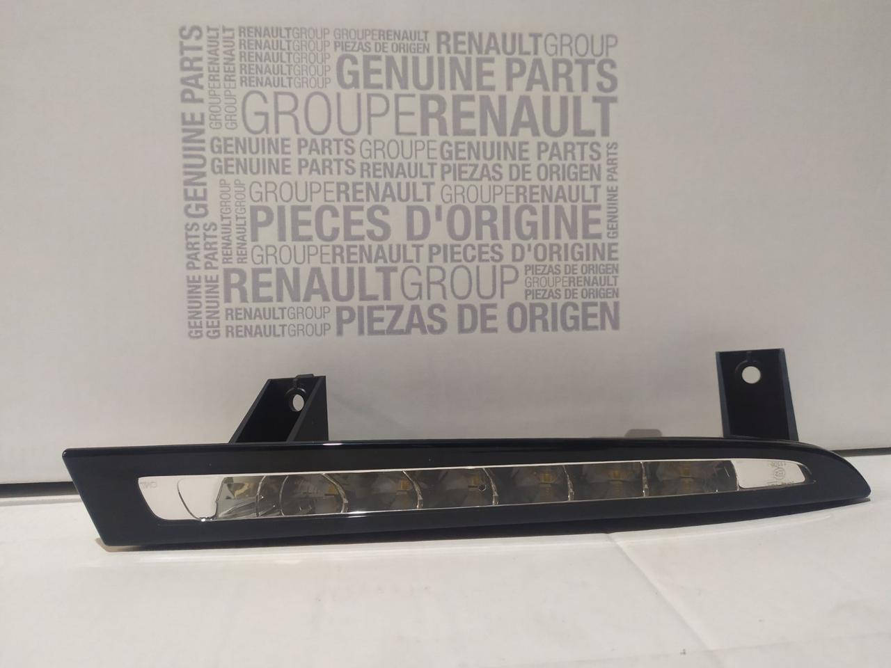 Дневные ходовые огни (левый) Renault Megane 3 (2012-2014) Оригинал 266051882R Дхо Лед Меган 3
Дневные ходовые огни (левый) Renault Megane 3 (2012-2014) Оригинал 266051882R Дхо Лед Меган 3