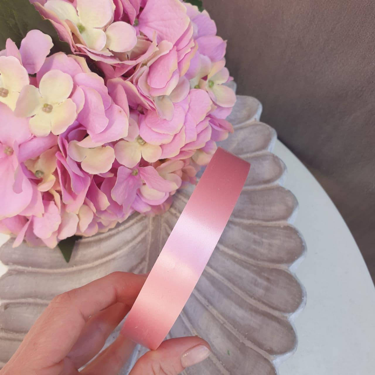 Лента для цветов 2см
Лента для цветов 2см