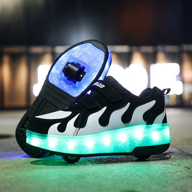 Роликовые кроссовки с LED подсветкой, белые с черным на 2-х колёсах, размеры 28-39 (LR 1238) 39(25см)
Роликовые кроссовки с LED подсветкой, белые с черным на 2-х колёсах, размеры 28-39 (LR 1238) 39(25см)
