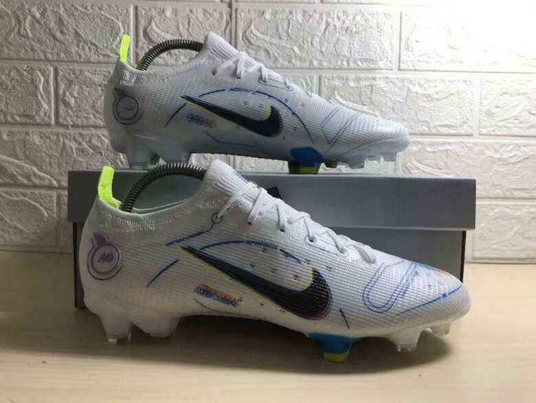 Eur36-45 Буци футбольні Nike Mercurial Vapor XIV Elite SG білі Найк 14 футбольные бутсы, Белый
Eur36-45 Буци футбольні Nike Mercurial Vapor XIV Elite SG білі Найк 14 футбольные бутсы, Белый