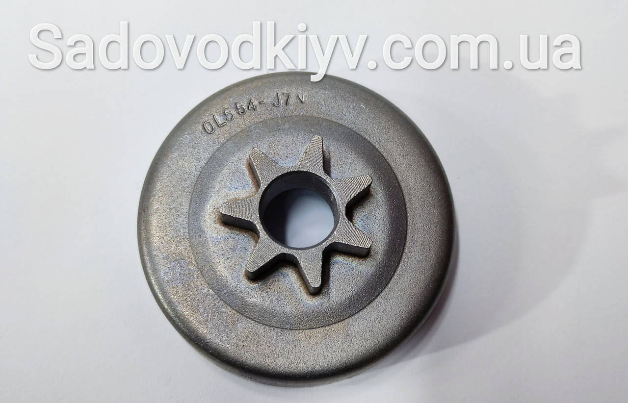 Ведущая звёздочка на бензопилу Oleo-Mac 947,952/Олео-Мак 947-952 (Winzor Original)
Ведущая звёздочка на бензопилу Oleo-Mac 947,952/Олео-Мак 947-952 (Winzor Original)