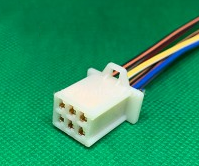 Мото разъём гнездовой 6-ти контактный серии 2,8мм с проводом
Мото разъём гнездовой 6-ти контактный серии 2,8мм с проводом