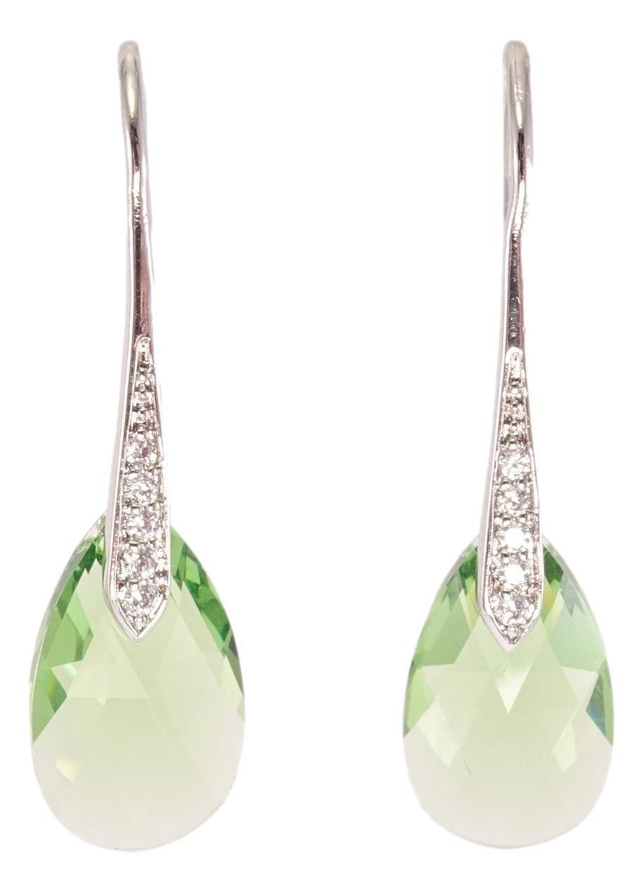 Серьги Xuping Родий с кристаллами Swarovski французский замок "Грушевидные кристаллы Chrysolite на длинных
Серьги Xuping Родий с кристаллами Swarovski французский замок "Грушевидные кристаллы Chrysolite на длинных