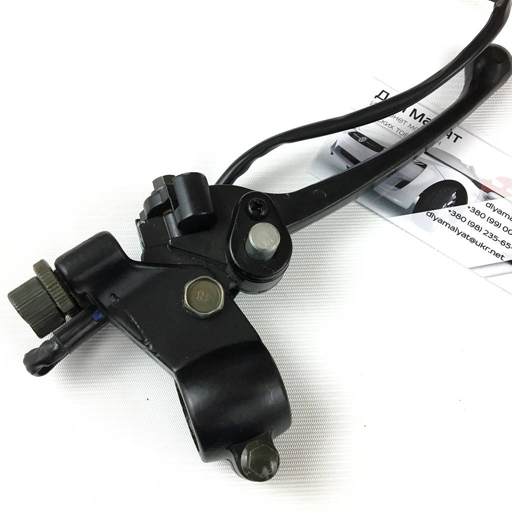 Гальмівна ручка Profi права для дитячого електро квадроцикла 1000Q2-Brake handle right, ATV
Гальмівна ручка Profi права для дитячого електро квадроцикла 1000Q2-Brake handle right, ATV