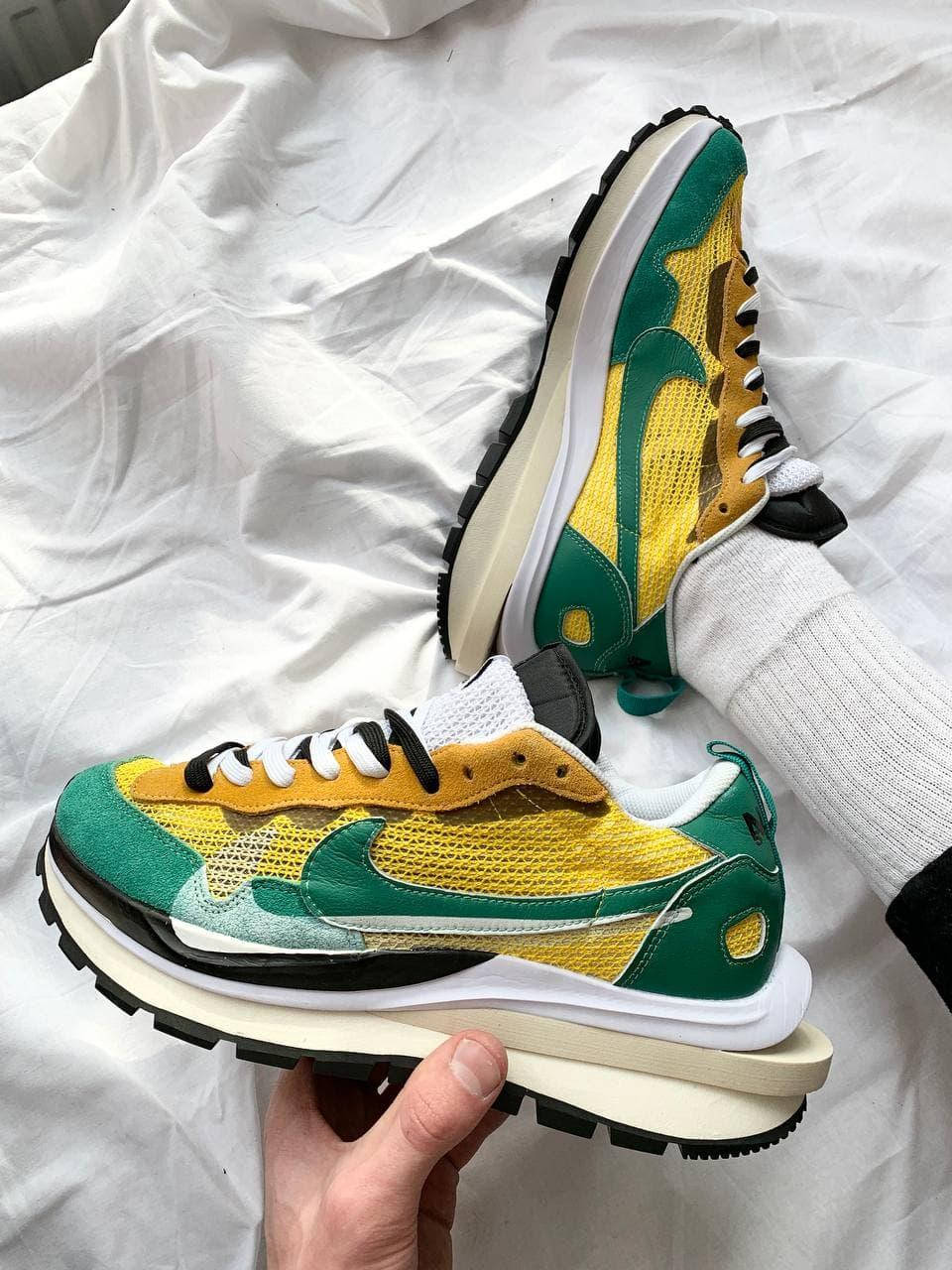 Мужские / Женские кроссовки (Унисекс) Nike VaporWaffle Neptune Green x Sacai унисекс, Разные цвета
Мужские / Женские кроссовки (Унисекс) Nike VaporWaffle Neptune Green x Sacai унисекс, Разные цвета