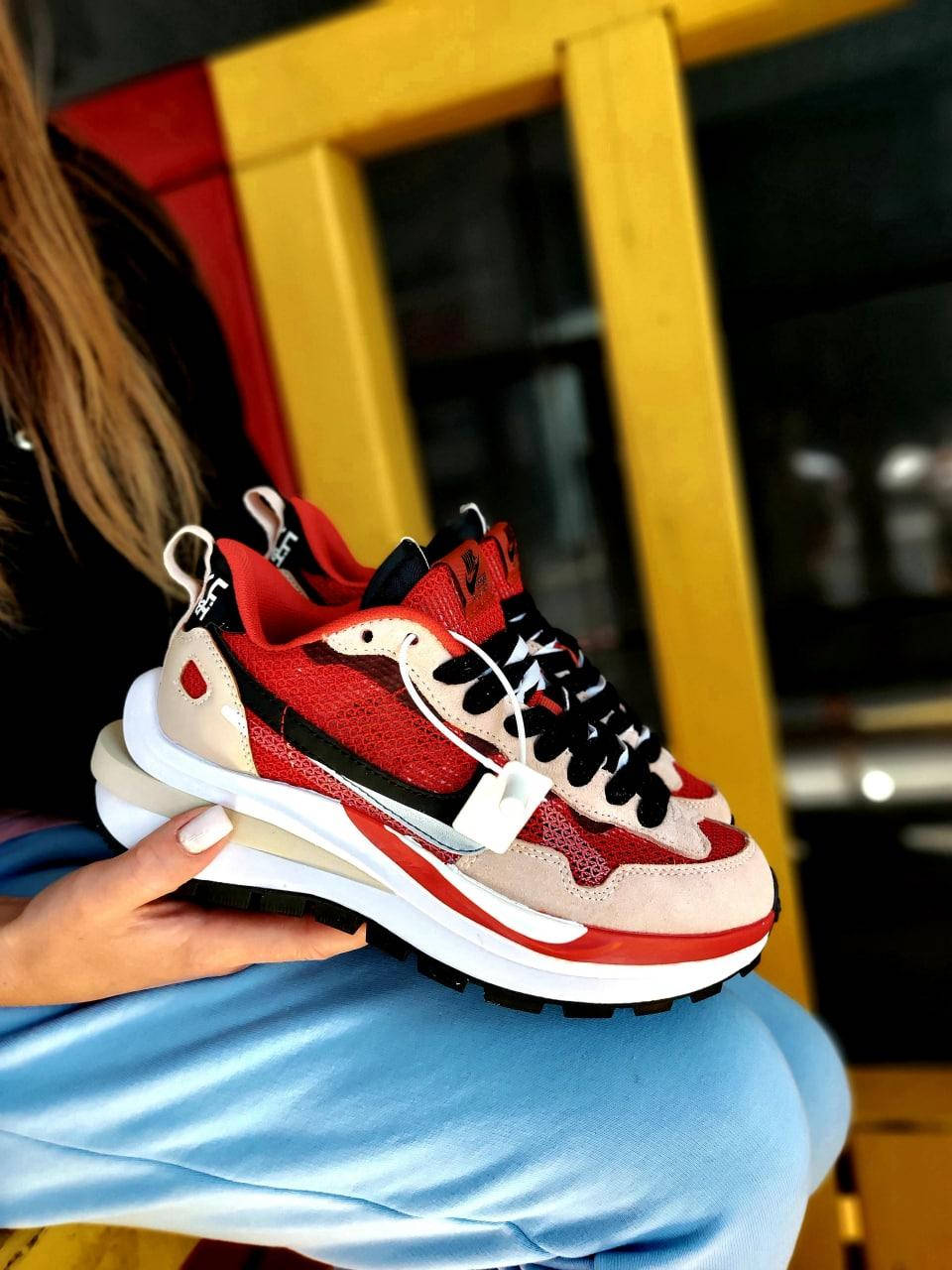 Женские кроссовки Nike Sacai x VaporWaffle Baige & Red | Найк Сакаи Красные 40, Красный
Женские кроссовки Nike Sacai x VaporWaffle Baige & Red | Найк Сакаи Красные 40, Красный