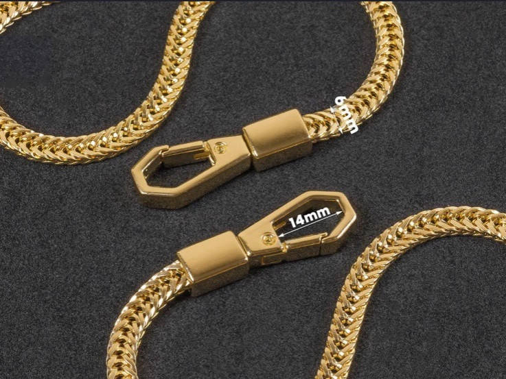 Ручка цепочка для сумки 6 мм длина 120 см золото (65-159)
Ручка цепочка для сумки 6 мм длина 120 см золото (65-159)