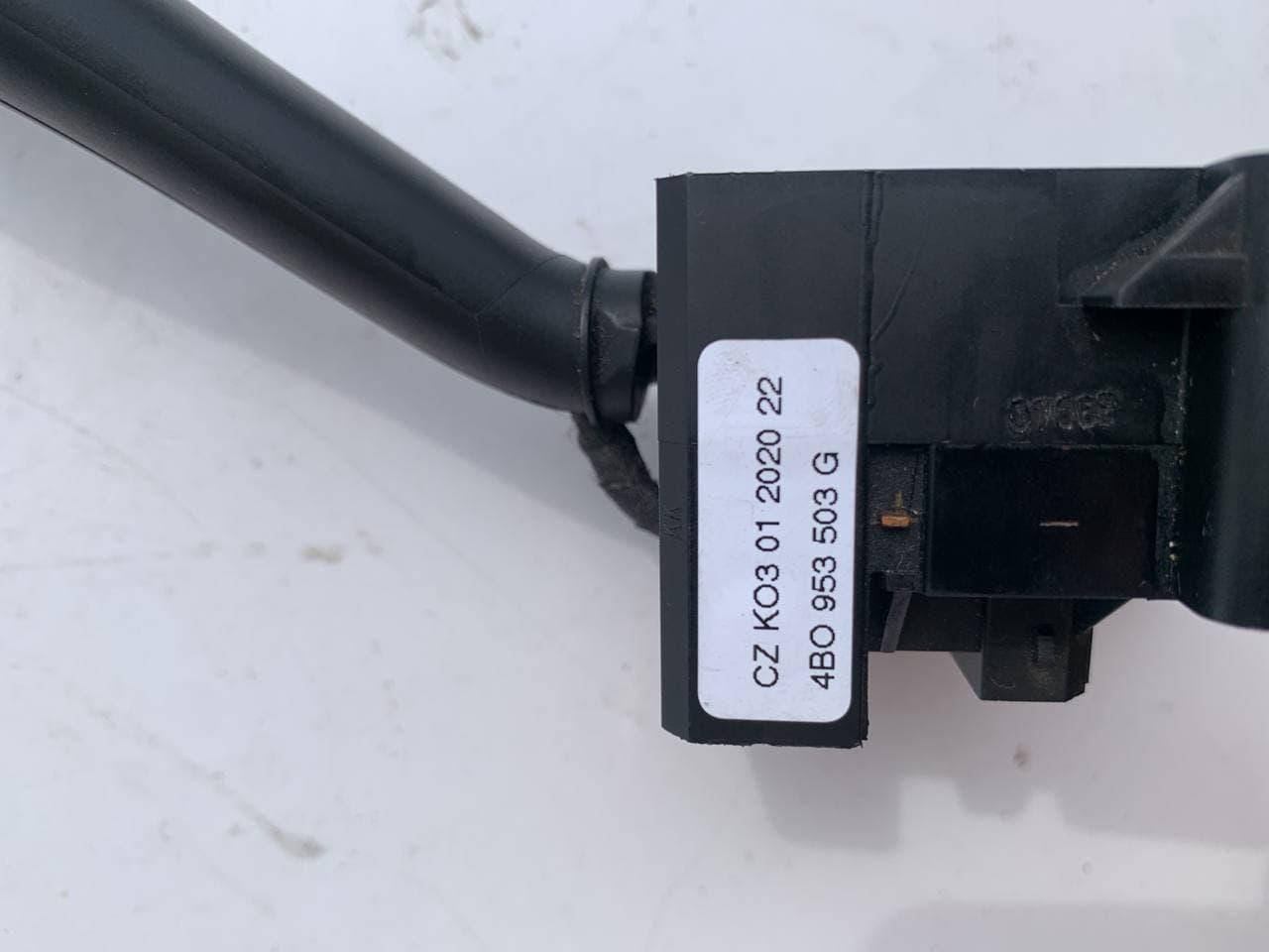 Включатель стеклоочистителя 4B0953503G KO301202022 4B0 953 503 G VAG VW Passat B5 Audi A6 C5 Skoda SuperB б\у
Включатель стеклоочистителя 4B0953503G KO301202022 4B0 953 503 G VAG VW Passat B5 Audi A6 C5 Skoda SuperB б\у