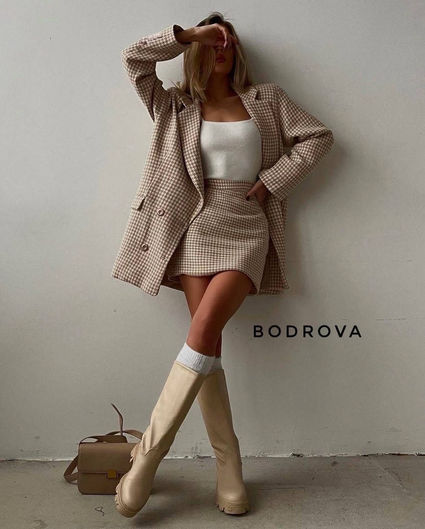 Костюм тройка пиджак+юбка+топ шерсть 42-44; 44-46 "BODROVA" недорого от прямого поставщика
Костюм тройка пиджак+юбка+топ шерсть 42-44; 44-46 "BODROVA" недорого от прямого поставщика