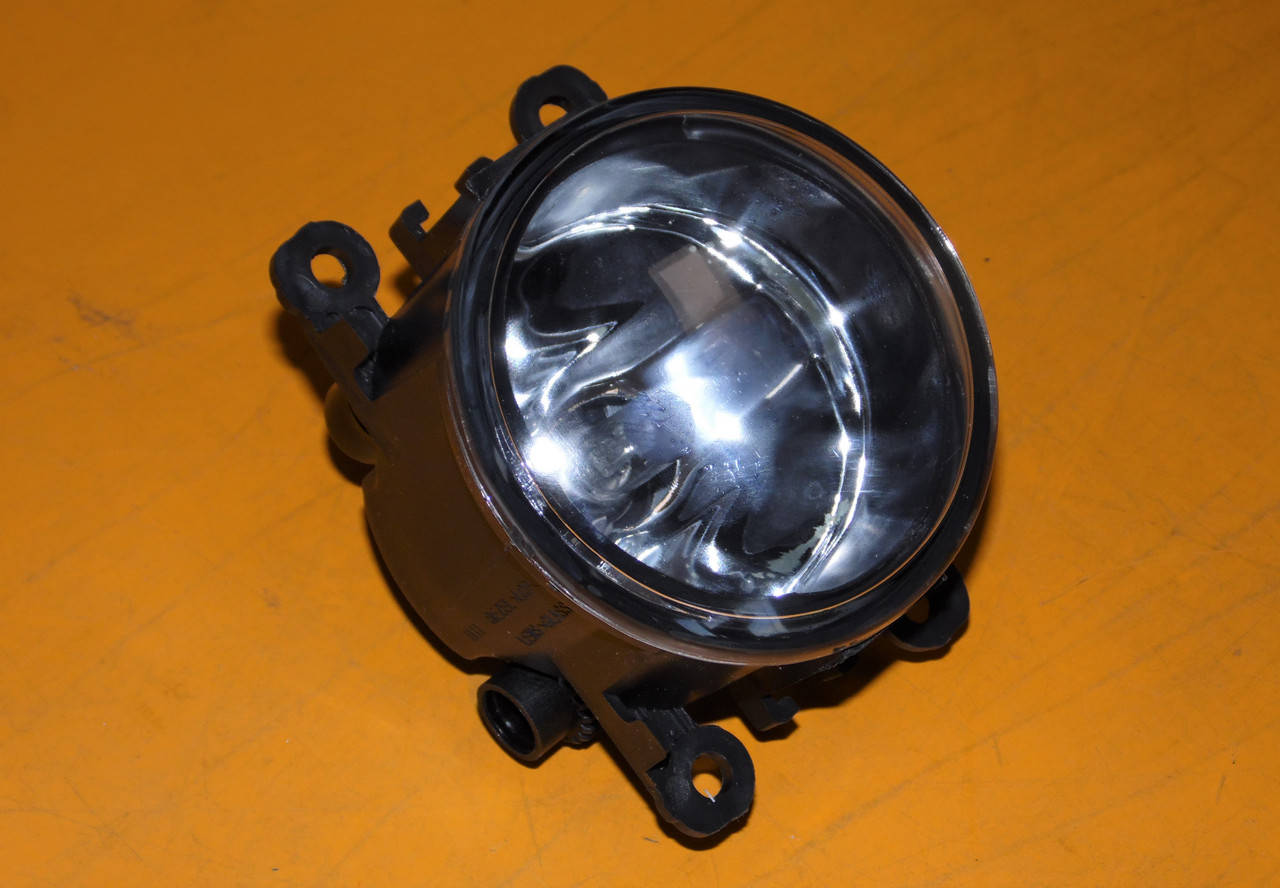 Фара противотуманная Geely GC6 Emgrand EC7-RV Джили ГС 6 GEELY 1067002015
Фара противотуманная Geely GC6 Emgrand EC7-RV Джили ГС 6 GEELY 1067002015