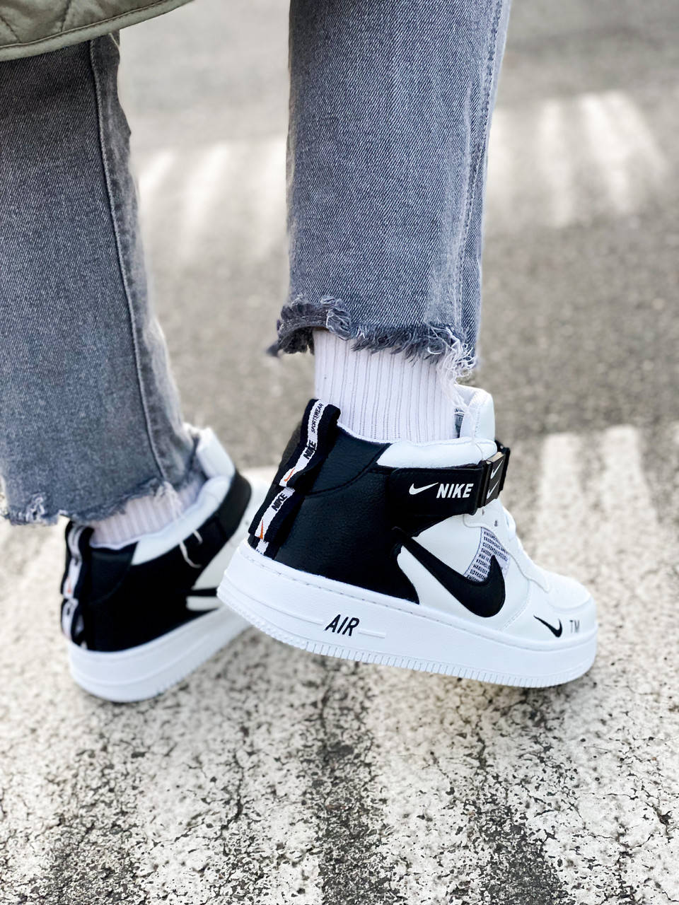 Высокие кроссовки на липучке Nike Air Force TM High - White Демисезонні кросівки НОВИНКА 2021-2022 45, Белый
Высокие кроссовки на липучке Nike Air Force TM High - White Демисезонні кросівки НОВИНКА 2021-2022 45, Белый