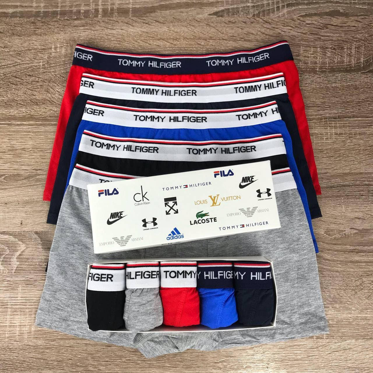 Крутой набор, мужские трусы Tommy Hilfiger, нижнее белье Томми, 5 классных боксерок в подарочной коробочке!, Разные цвета
Крутой набор, мужские трусы Tommy Hilfiger, нижнее белье Томми, 5 классных боксерок в подарочной коробочке!, Разные цвета