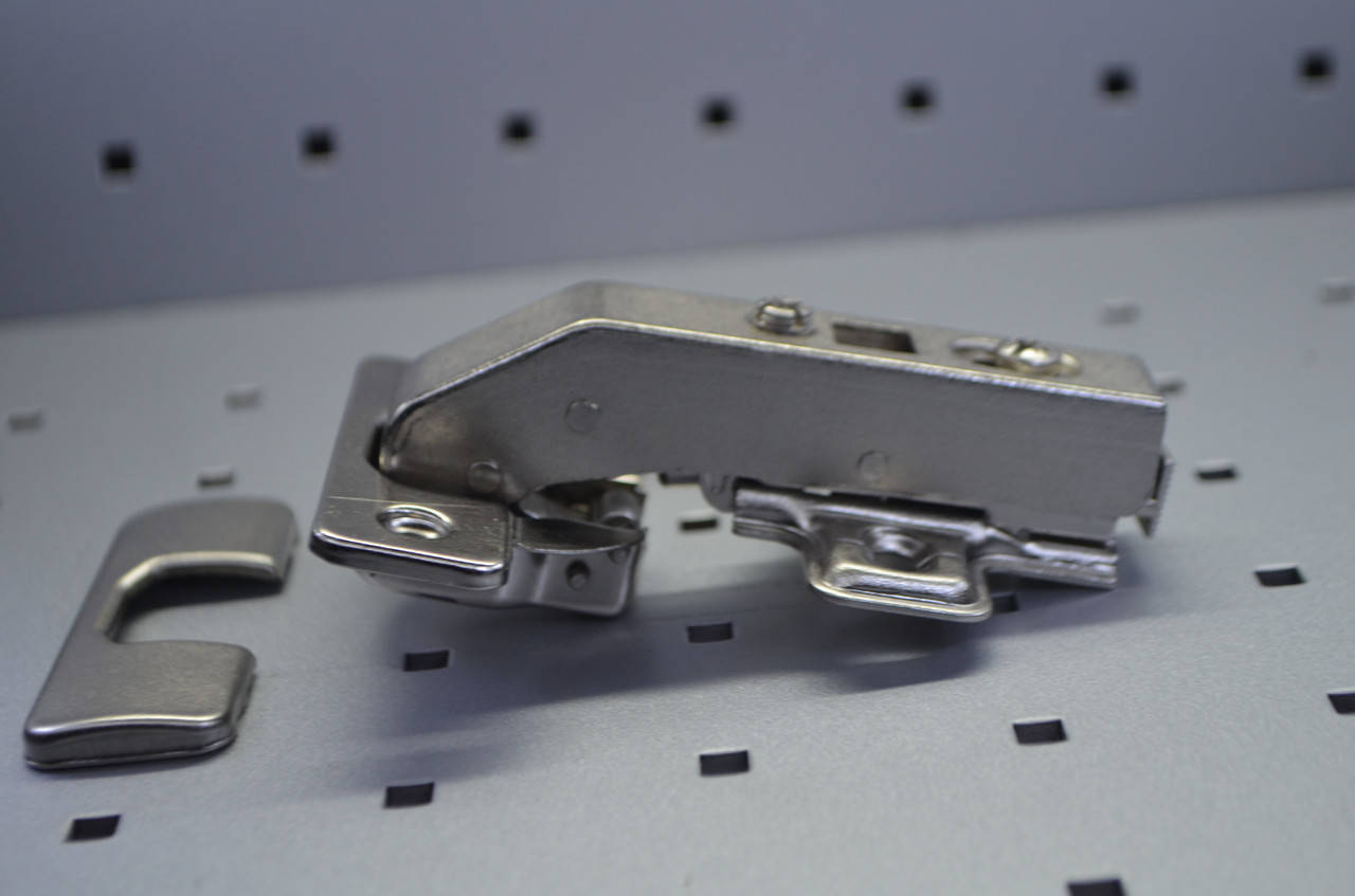 Петля накладная с газовым доводчиком 180* GTV
Петля накладная с газовым доводчиком 180* GTV