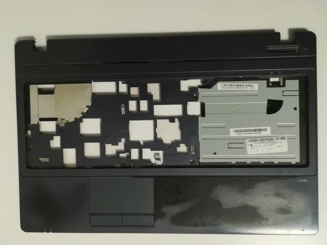 Acer Aspire 5736, 5252, 5253, 5552, 5542, 5742 БЕЗ!!! HDMI Корпус C (топкейс, средняя часть) бу
Acer Aspire 5736, 5252, 5253, 5552, 5542, 5742 БЕЗ!!! HDMI Корпус C (топкейс, средняя часть) бу