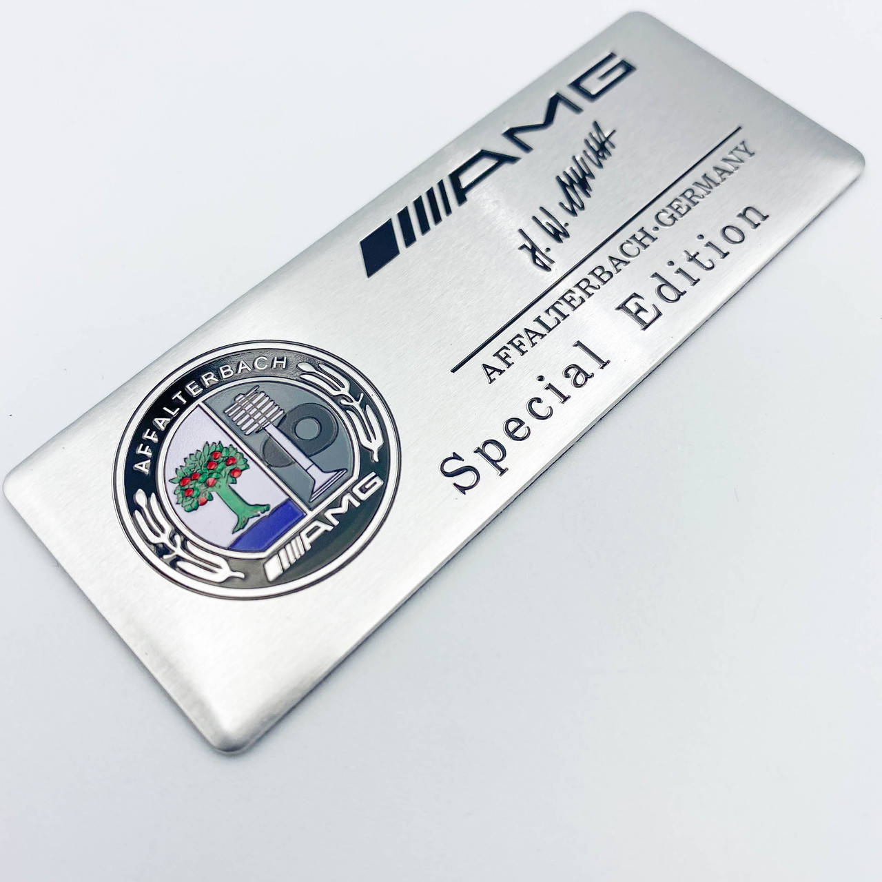 Металлический шильдик эмблема AMG Special Edition Mercedes Benz (Мерседес) Цветное лого Серебристая
Металлический шильдик эмблема AMG Special Edition Mercedes Benz (Мерседес) Цветное лого Серебристая