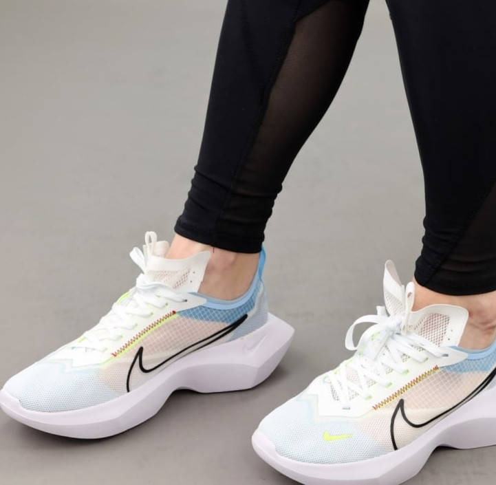 Женские кроссовки Nike Vista Lite летние в сетку весна-лето светло голубые. Живое фото, Голубой
Женские кроссовки Nike Vista Lite летние в сетку весна-лето светло голубые. Живое фото, Голубой
