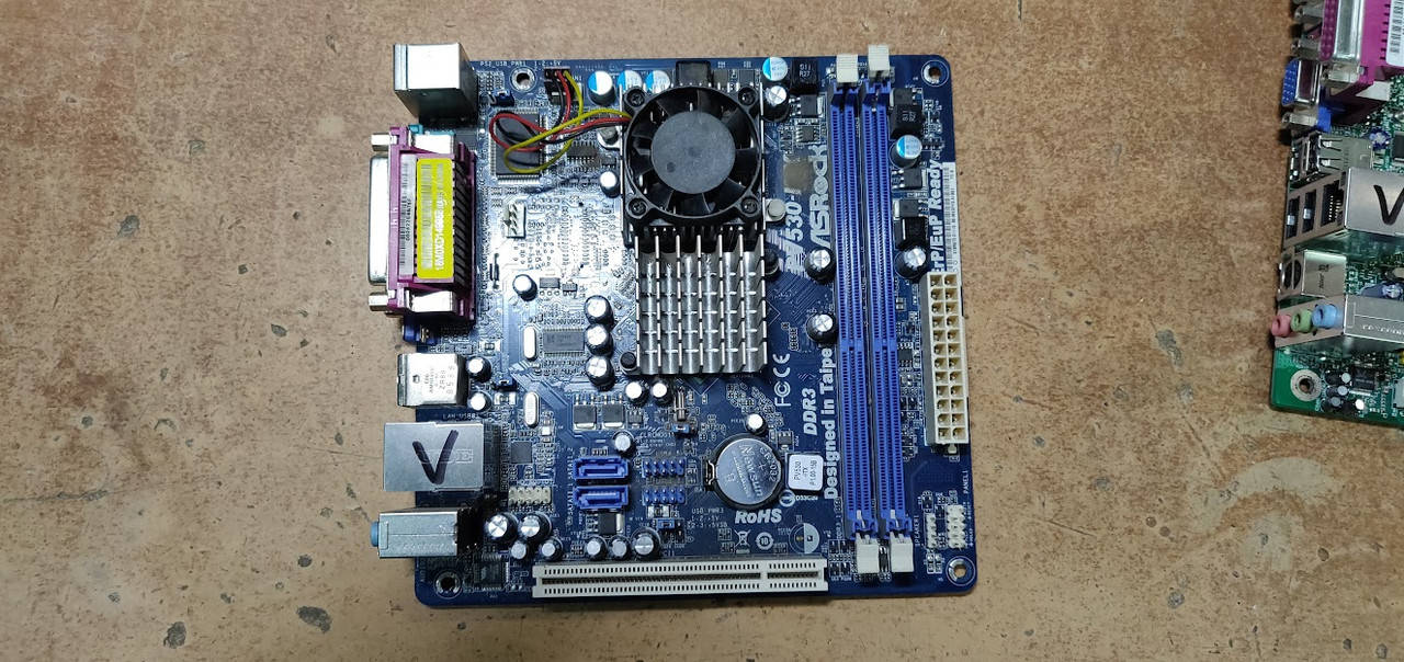 Мат. плата ASRock PV530-ITX (VIA PV530 CPU) VIA VX900 SVGA+LAN SATA Mini-ITX 2DDR3 № 211811
Мат. плата ASRock PV530-ITX (VIA PV530 CPU) VIA VX900 SVGA+LAN SATA Mini-ITX 2DDR3 № 211811