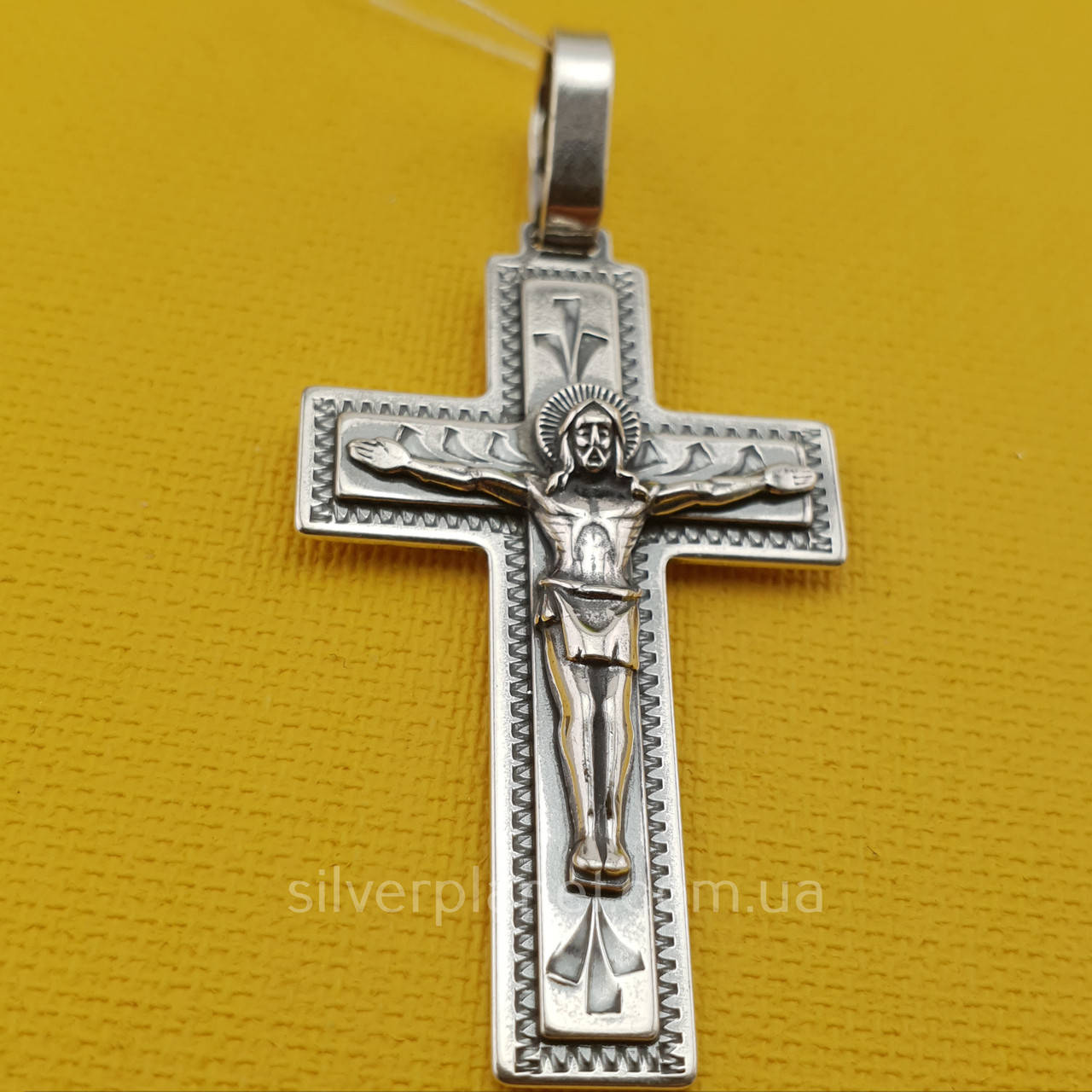 Мужской серебряный крестик. Православный кулон из серебра 925 пробы 
Мужской серебряный крестик. Православный кулон из серебра 925 пробы