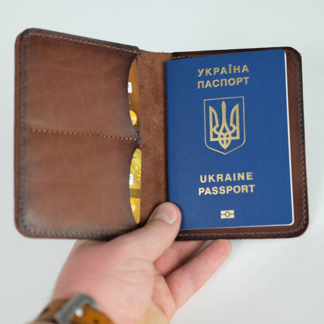 Обложка для документов с отделами из натуральной кожи итальянский краст коричневая, Коричневый
Обложка для документов с отделами из натуральной кожи итальянский краст коричневая, Коричневый