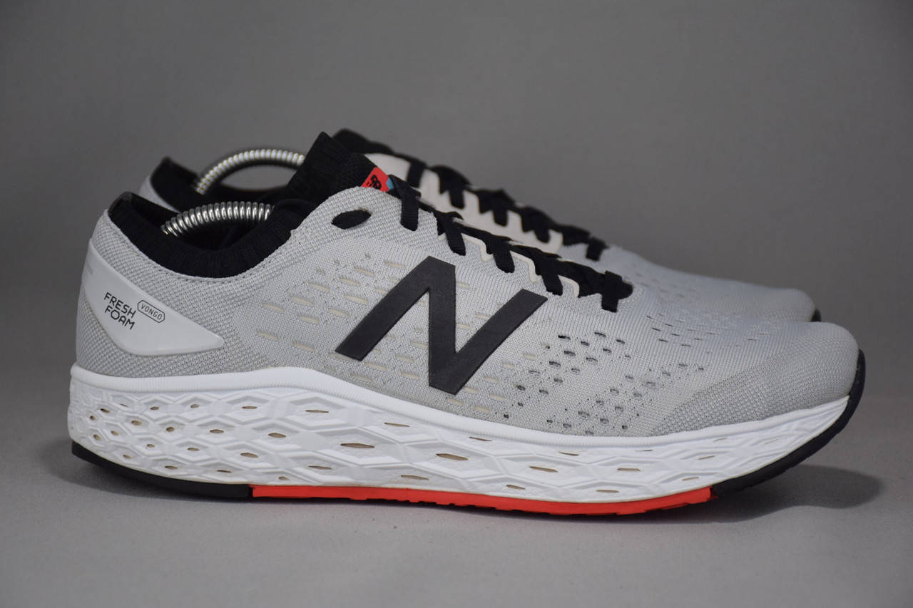 New Balance Fresh Foam Vongo v4 кроссовки мужские беговые / для бега. Оригинал. 42 р./ 27 см.
New Balance Fresh Foam Vongo v4 кроссовки мужские беговые / для бега. Оригинал. 42 р./ 27 см.