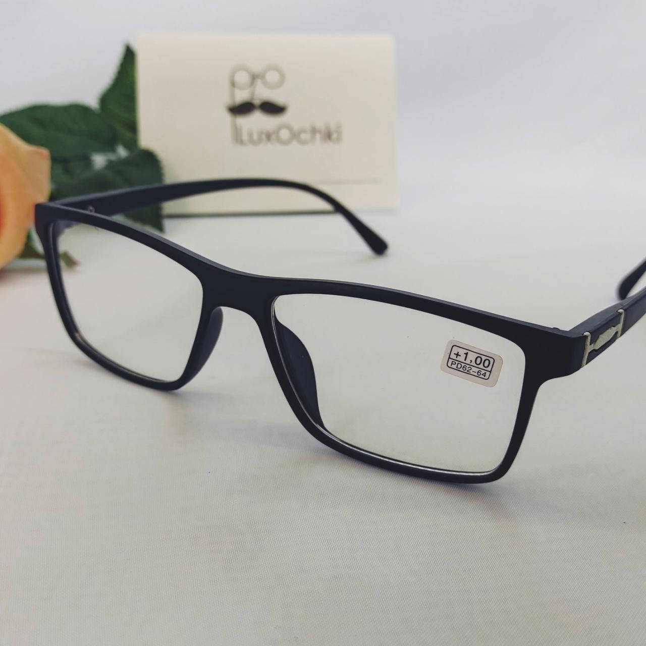 +1.0 Готовые плюсовые очки для зрения в пластиковой оправе
+1.0 Готовые плюсовые очки для зрения в пластиковой оправе