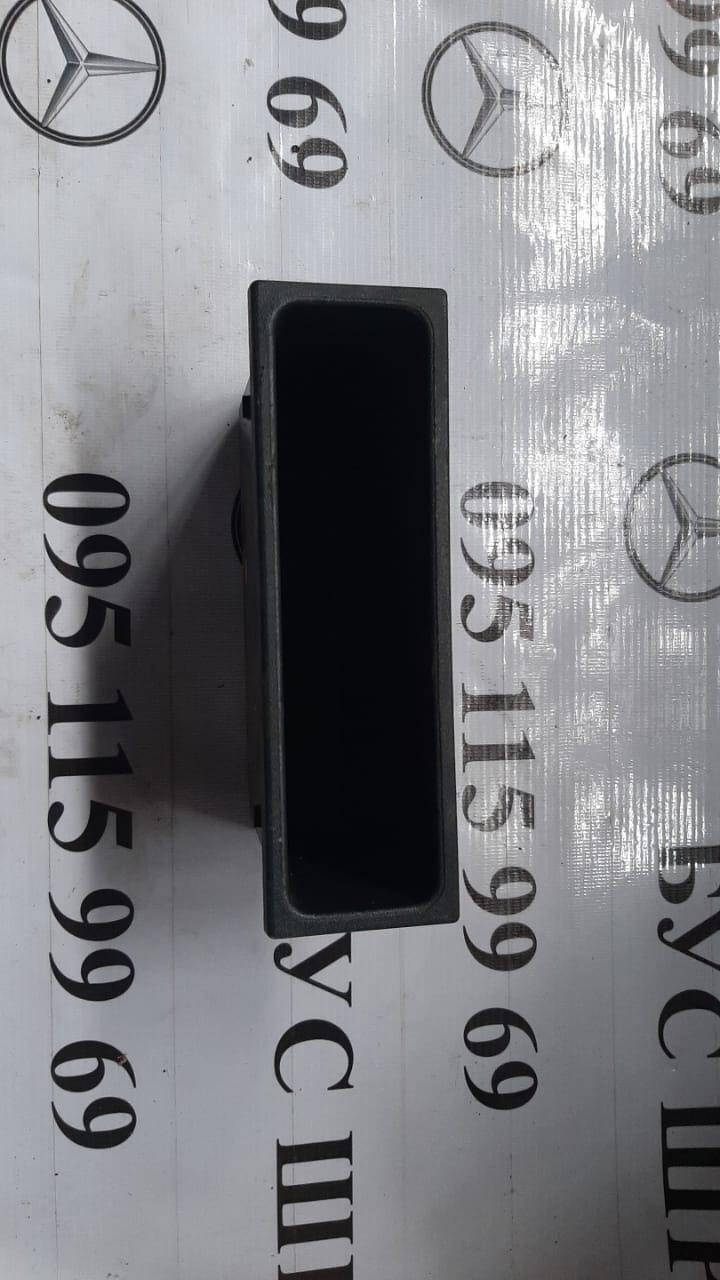 Б/у вещевой ящик нижней части панели (бардачок ) 9016890591 Mercedes Sprinter 901-905/ Мерседес Спринтер
Б/у вещевой ящик нижней части панели (бардачок ) 9016890591 Mercedes Sprinter 901-905/ Мерседес Спринтер