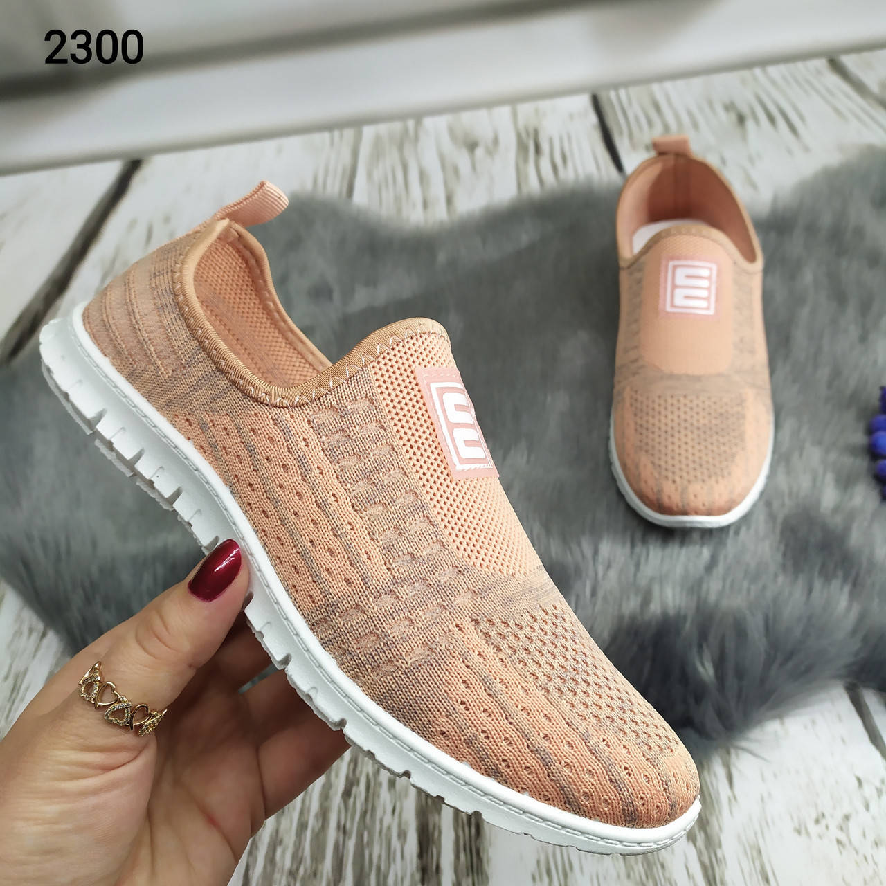 Тканевые женские мокасины слипоны , Gipanis Украина 37=24.2 см
Тканевые женские мокасины слипоны , Gipanis Украина 37=24.2 см