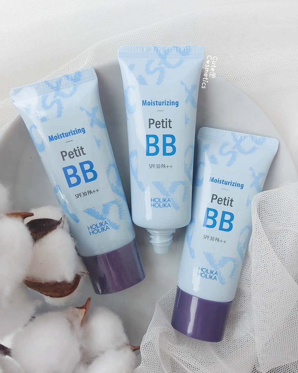 Зволожуючий ВВ крем для сухої і нормальної шкіри Holika Holika Petit BB Moisturizing SPF30 PA++, 30 мл
Зволожуючий ВВ крем для сухої і нормальної шкіри Holika Holika Petit BB Moisturizing SPF30 PA++, 30 мл
