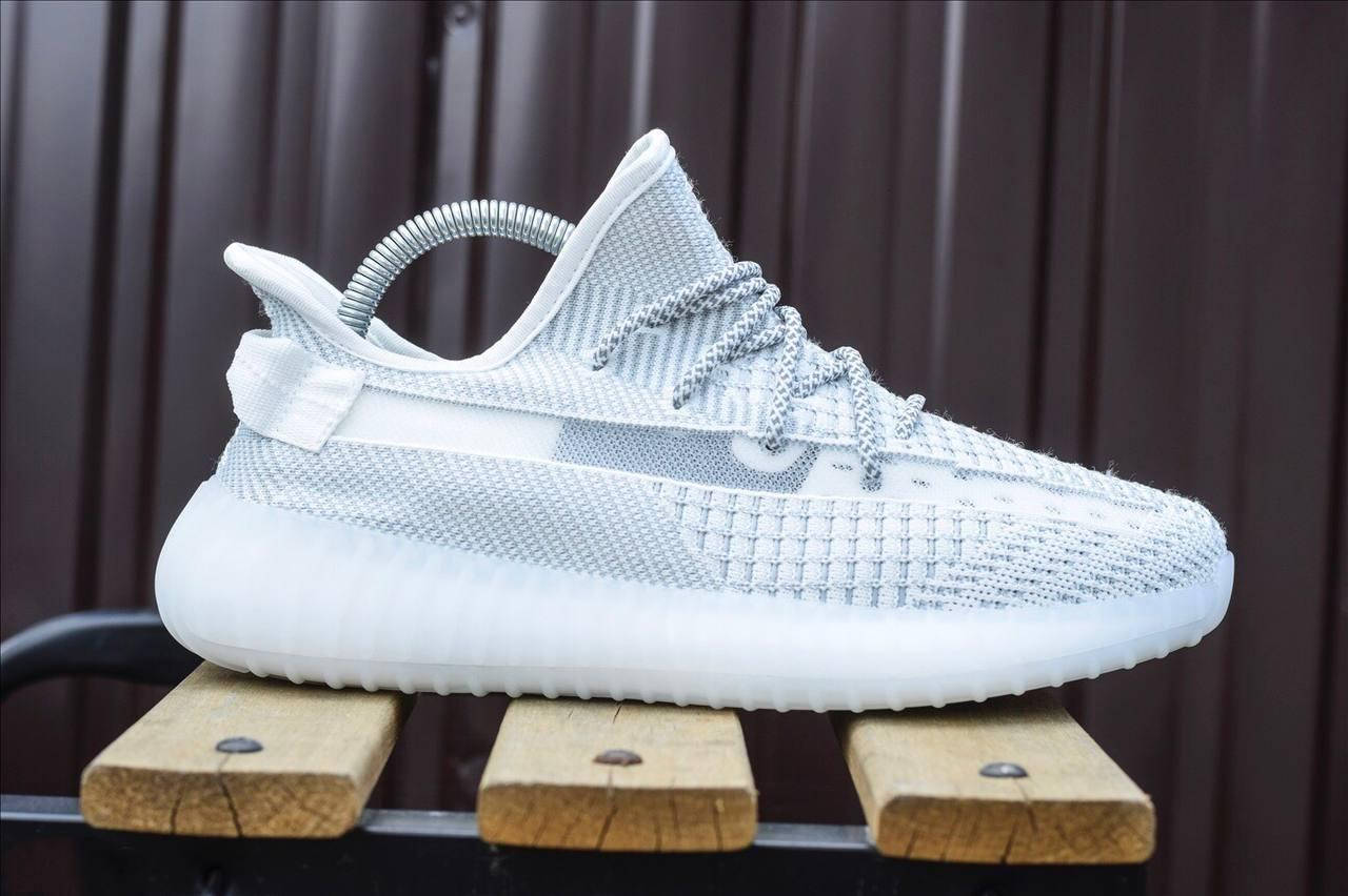 Мужские кроссовки Adidas Yeezy Boost 350 v2 Light Grey светло-серые (41-45), Светло-серый
Мужские кроссовки Adidas Yeezy Boost 350 v2 Light Grey светло-серые (41-45), Светло-серый