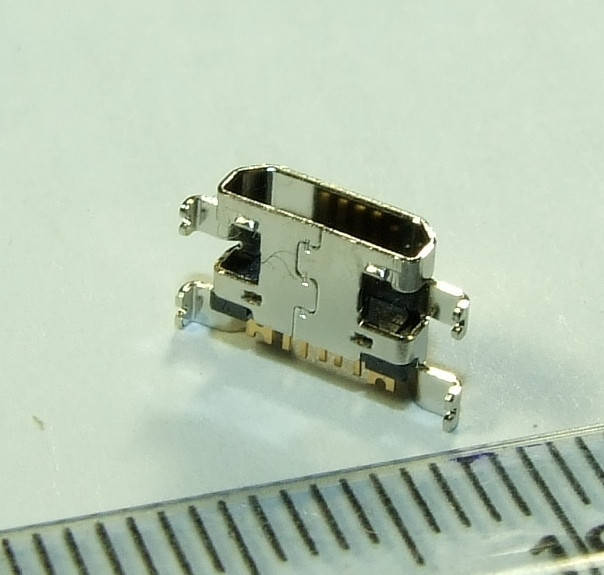 S714 Micro USB Разъем гнездо LG G3 G3S D724 D725 P920 F240 SU640 LU6200 E980 P999 P990USB ZTE V880 Microusb
S714 Micro USB Разъем гнездо LG G3 G3S D724 D725 P920 F240 SU640 LU6200 E980 P999 P990USB ZTE V880 Microusb