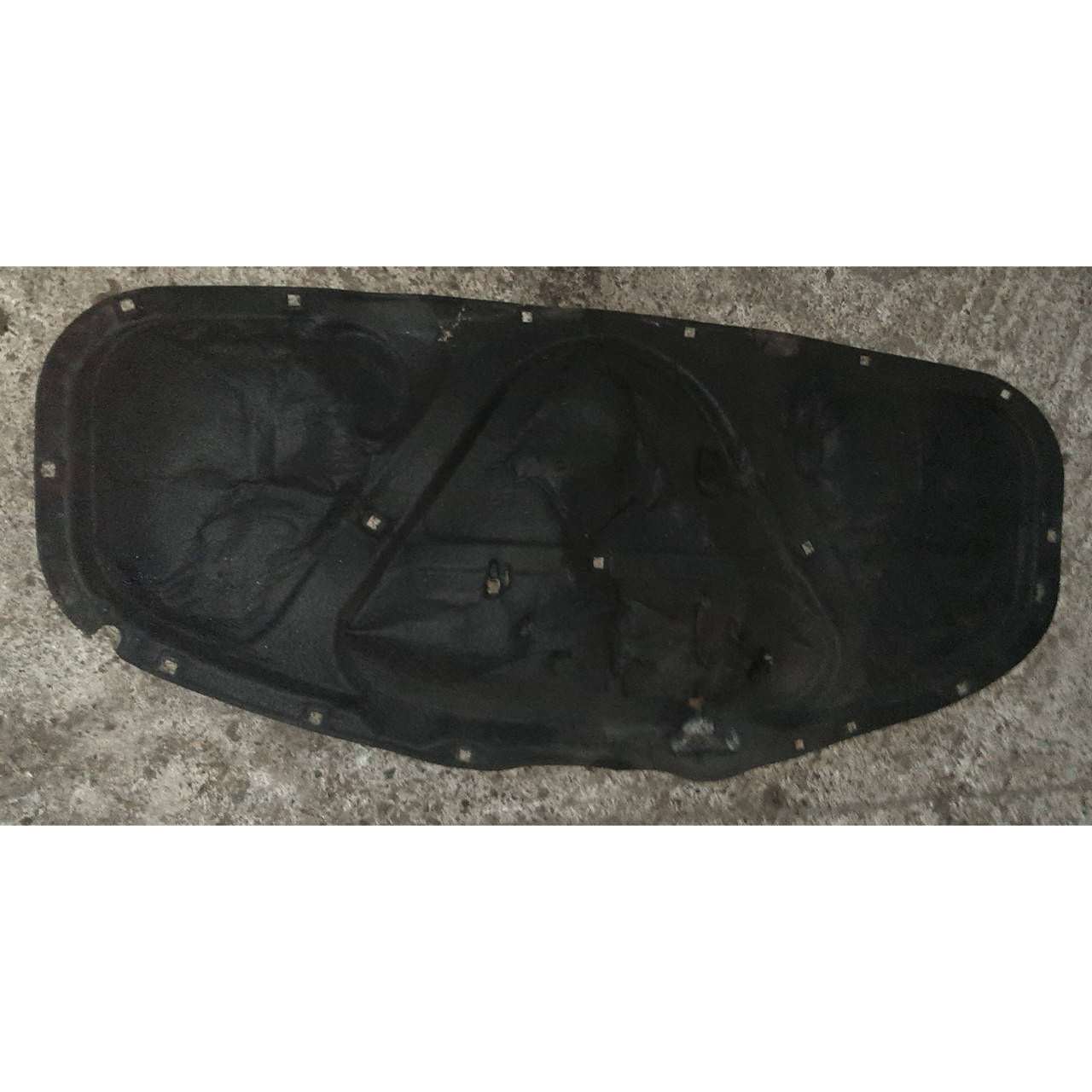 Шумоизоляция капота Volkswagen Passat B5+
Шумоизоляция капота Volkswagen Passat B5+