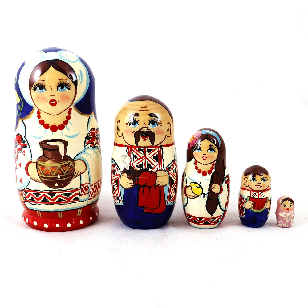 Матрёшка расписная семья из 5 шт девочка украинка 12.5 см, традиционные украинские подарки
Матрёшка расписная семья из 5 шт девочка украинка 12.5 см, традиционные украинские подарки