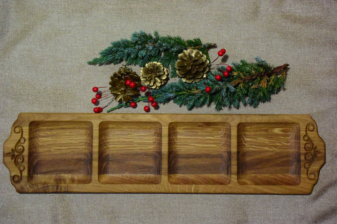 Дошка-менажниця на 4 відділення ДУБ
Дошка-менажниця на 4 відділення ДУБ