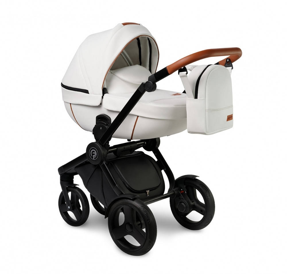 Детская коляска универсальная 3 в 1 Verdi Futuro 06 White Diamond (Верди, Польша), Белый
Детская коляска универсальная 3 в 1 Verdi Futuro 06 White Diamond (Верди, Польша), Белый