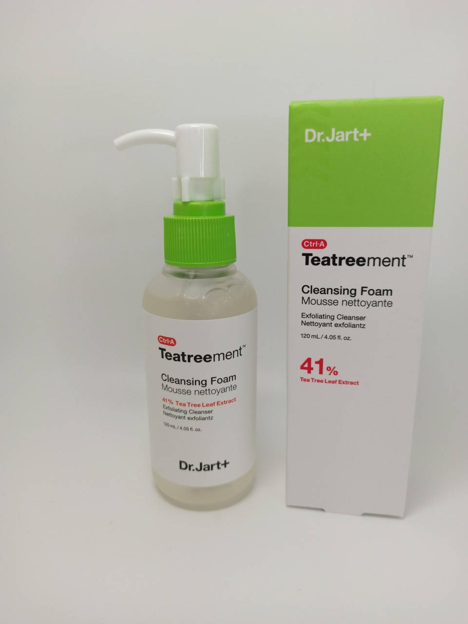 Пенка для умывания с экстрактом чайного дерева Dr.Jart+ Ctrl-A Teatreement Cleansing Foam
Пенка для умывания с экстрактом чайного дерева Dr.Jart+ Ctrl-A Teatreement Cleansing Foam