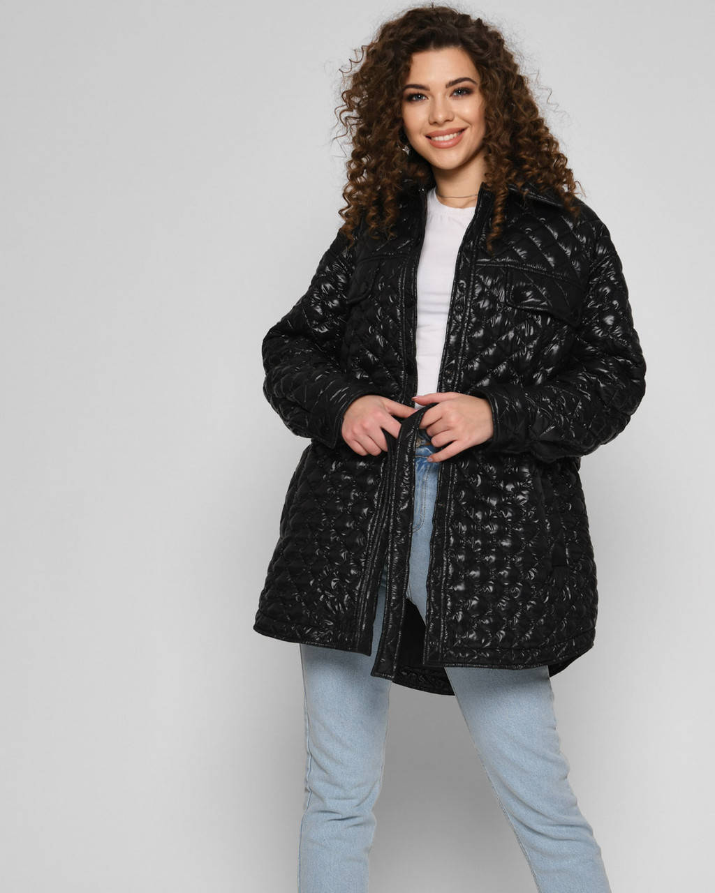 Стеганая женская демисезонная куртка с поясом и накладными карманами черная X-Woyz LS-8913-8, Черный 
Стеганая женская демисезонная куртка с поясом и накладными карманами черная X-Woyz LS-8913-8, Черный