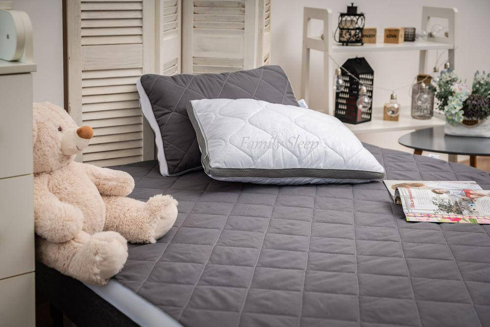 Тонкий матрас на диван (футон, топпер) Family Sleep «Fog» Gray-White collection 115x190
Тонкий матрас на диван (футон, топпер) Family Sleep «Fog» Gray-White collection 115x190