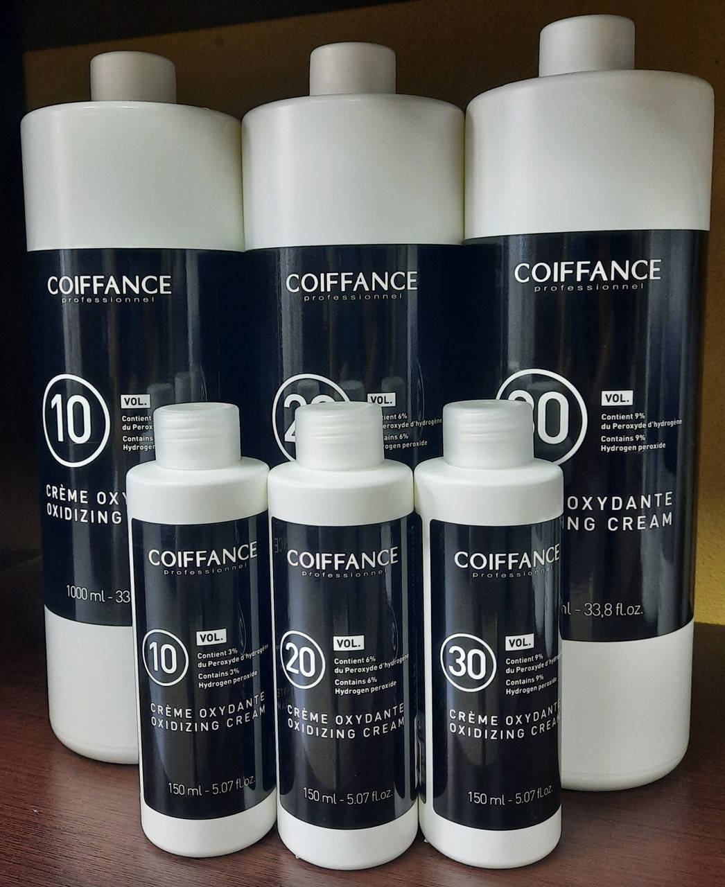 COIFFANCE Oxydant with Bamboo Extract Окислительная эмульсия для стойкой перманентной крем-краски для волос
COIFFANCE Oxydant with Bamboo Extract Окислительная эмульсия для стойкой перманентной крем-краски для волос