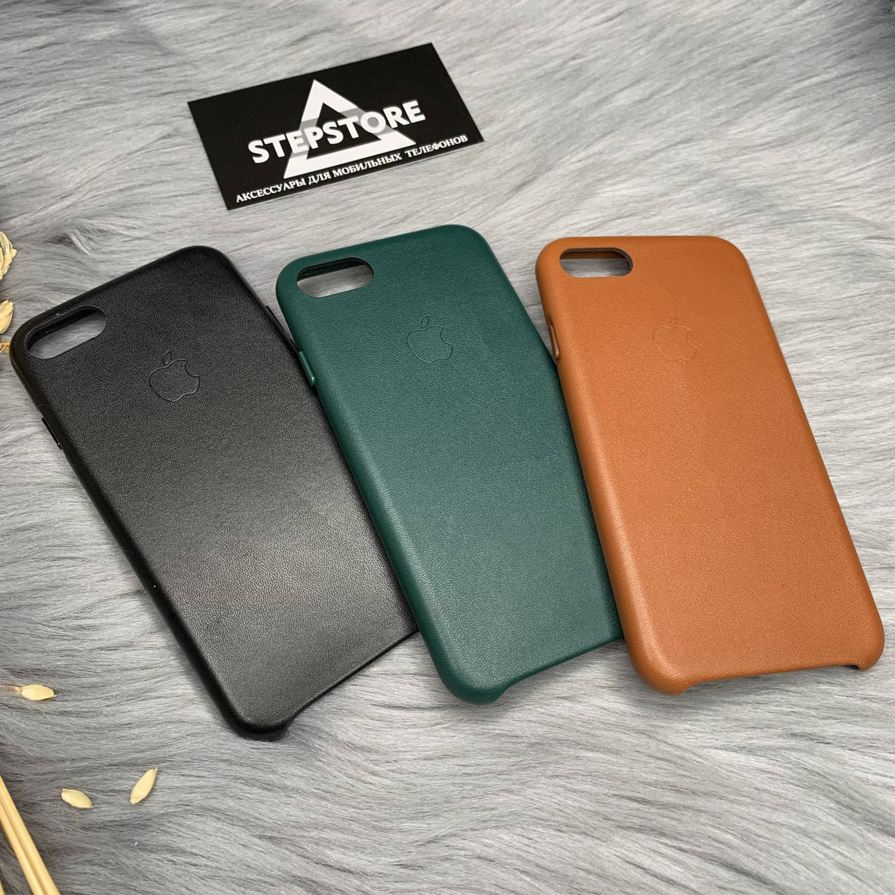Чехол кожаный Leather Case для IPhone 7 / 8 / SE 2 / 3 с микрофиброй металическими кнопками, Черный
Чехол кожаный Leather Case для IPhone 7 / 8 / SE 2 / 3 с микрофиброй металическими кнопками, Черный