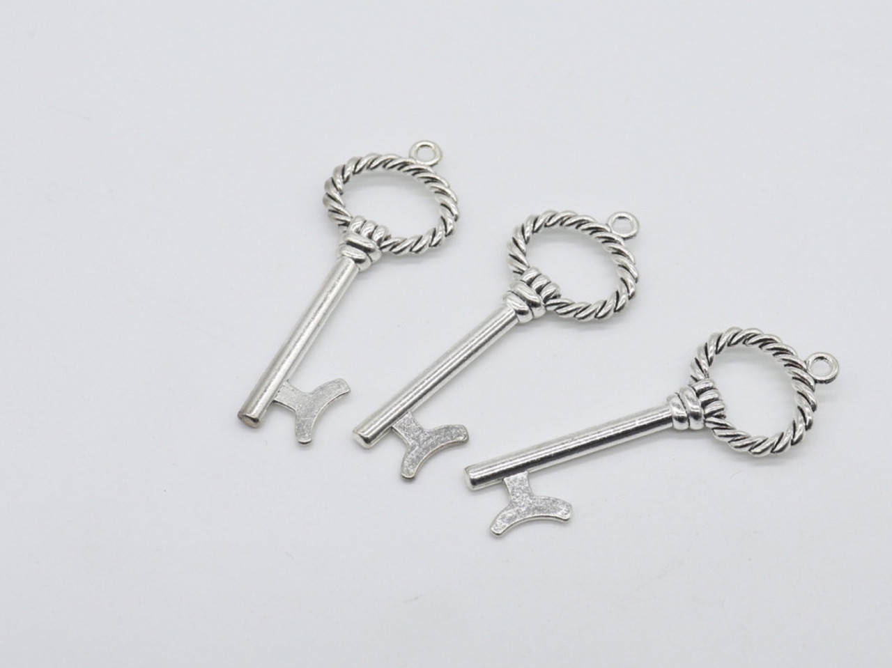 Металлический ключик. 55х22мм
Металлический ключик. 55х22мм