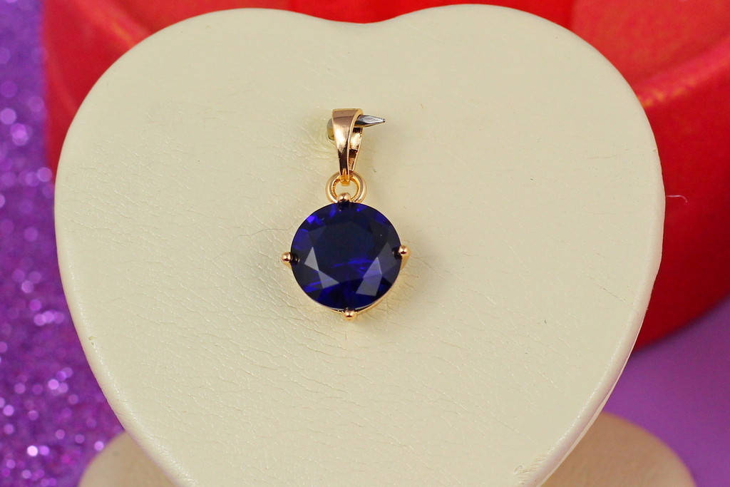 Кулон Xuping Jewelry синий камень четыре крепления 10 мм золотистый
Кулон Xuping Jewelry синий камень четыре крепления 10 мм золотистый