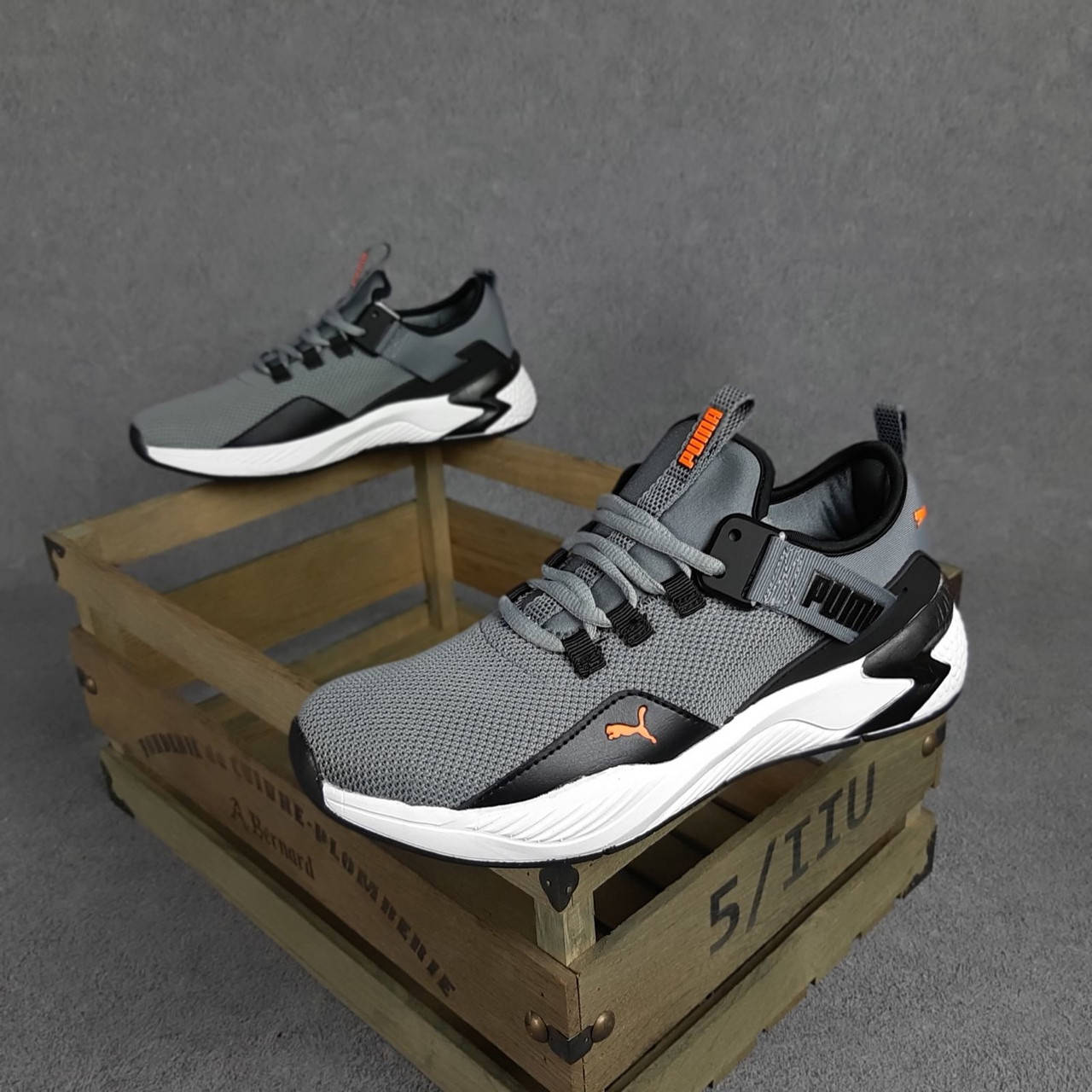 Puma мужские летние серые кроссовки на шнурках. Весенние мужские на сетке кроссы 42, Серый
Puma мужские летние серые кроссовки на шнурках. Весенние мужские на сетке кроссы 42, Серый