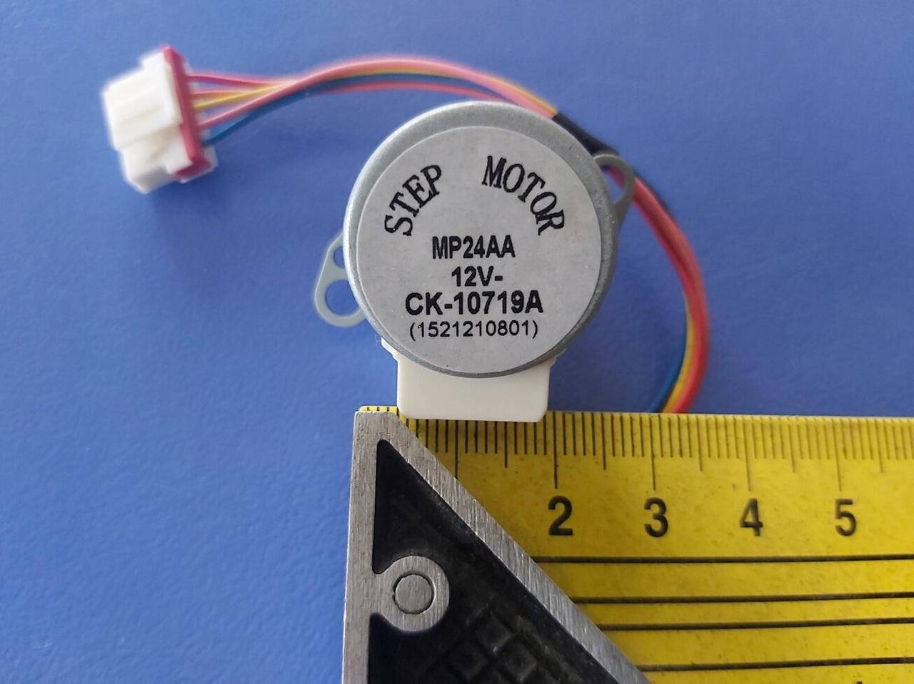 Шаговый двигатель / Мотор жалюзи MP24AA 12 V CK-10719A 1521210801 для кондиционеров BEKO BPAK - 9198600436
Шаговый двигатель / Мотор жалюзи MP24AA 12 V CK-10719A 1521210801 для кондиционеров BEKO BPAK - 9198600436