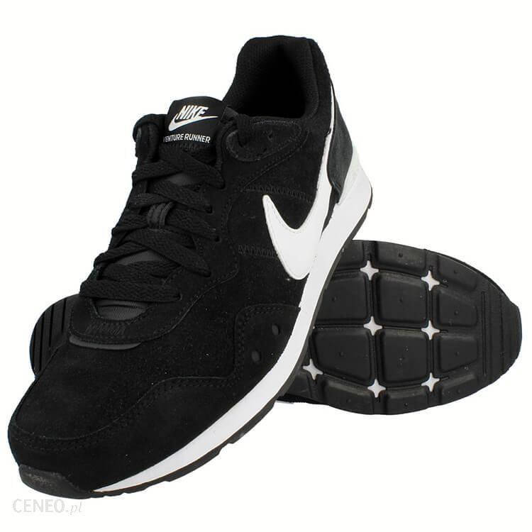 Кроссовки мужские Nike Venture Runner Suede для бега и на каждый день (CQ4557-001) 43, Черный
Кроссовки мужские Nike Venture Runner Suede для бега и на каждый день (CQ4557-001) 43, Черный
