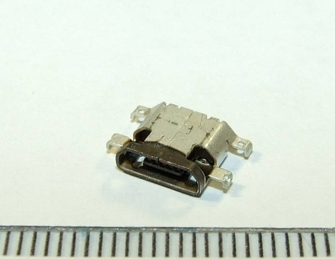 032 Micro USB Разъем гнездо Motorola Moto X G4 XT1625 XT1053 XT1055 XT1056 XT1058 XT1060 T1641 1642 xt928 Sony
032 Micro USB Разъем гнездо Motorola Moto X G4 XT1625 XT1053 XT1055 XT1056 XT1058 XT1060 T1641 1642 xt928 Sony