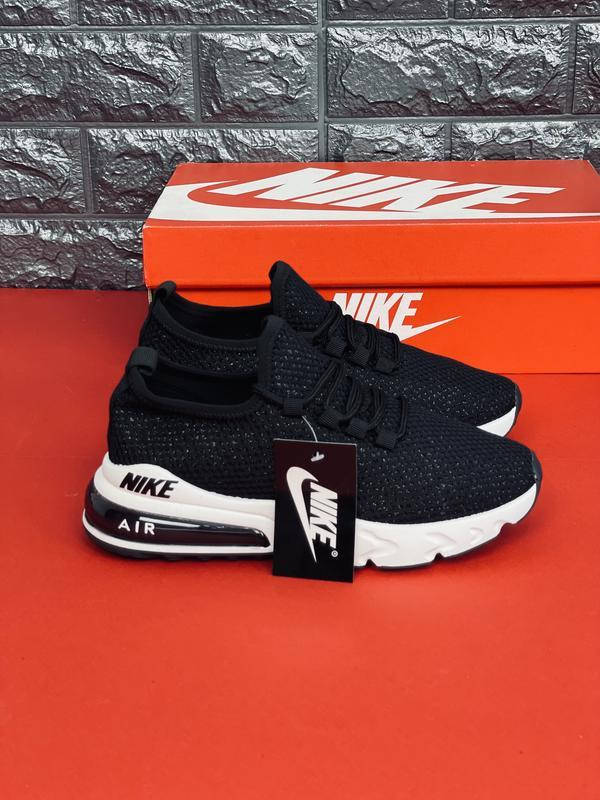 Женские кроссовки Найк Аир Макс 270. Черные кроссовки Nike Air Max 270 38, Спортивный, Черный
Женские кроссовки Найк Аир Макс 270. Черные кроссовки Nike Air Max 270 38, Спортивный, Черный