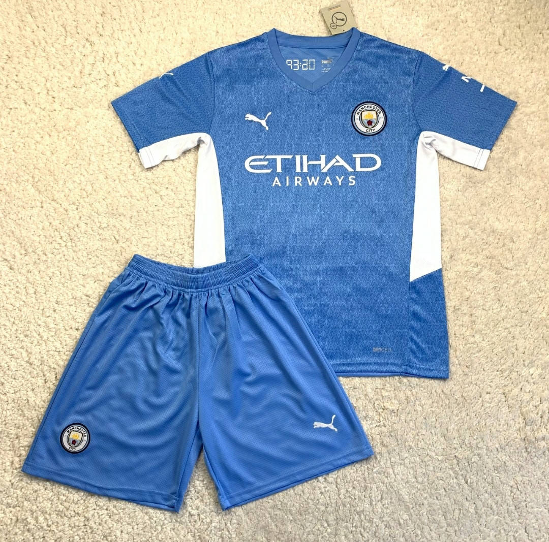 Футбольная форма Манчестер Сити 21/22 голубая домашняя Manchester City голубой синий комплект формы Ман Сити
Футбольная форма Манчестер Сити 21/22 голубая домашняя Manchester City голубой синий комплект формы Ман Сити