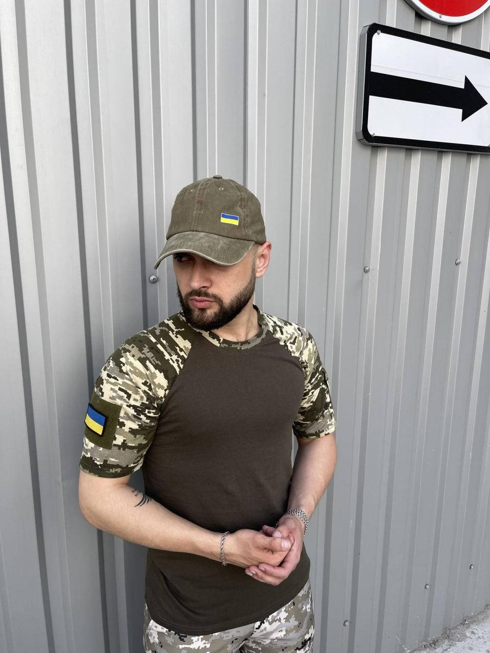 Тактическая футболка с коротким рукавом под шевроны, патриотическая футболка камуфляжная хаки
Тактическая футболка с коротким рукавом под шевроны, патриотическая футболка камуфляжная хаки
